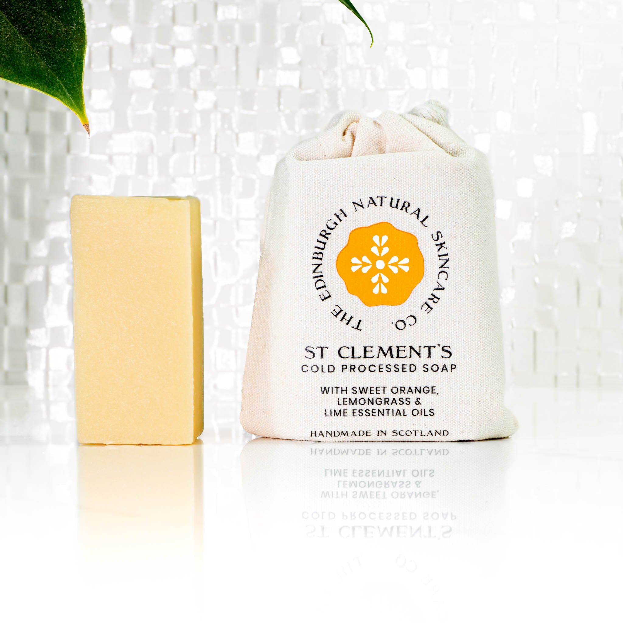St Clement'S Cleansing Soap For The Face And Body