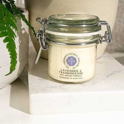 The Gardener'S Giftbox...For The Green-Fingered!